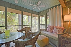 Screened in Porch