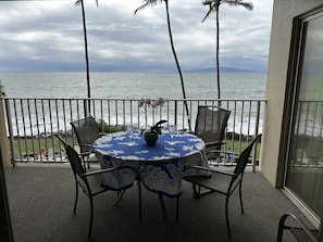 Picture your family on the lanai enjoying the ocean sounds!