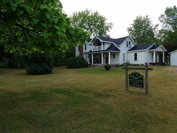 Main Image