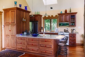Large island with seating