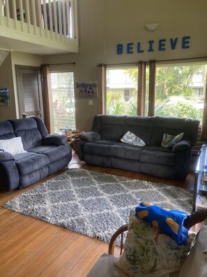 Beautiful Living room so comfy and welcoming