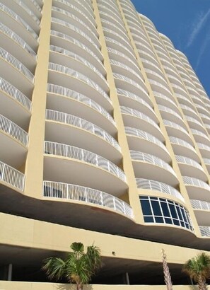 Gulf front view of condo, reason why these are the best balconies on the beach