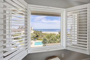 Oceanviews from many rooms!