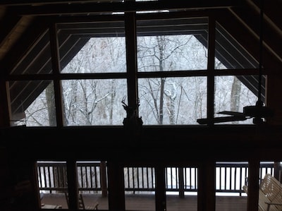 Private log cabin at the foot of the Smoky Mountains