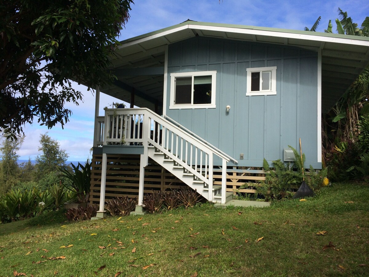 “The land of Sunshine” – fantastic ocean views, peaceful, romantic getaway