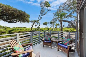 Enjoy the beautiful walk-off porch!