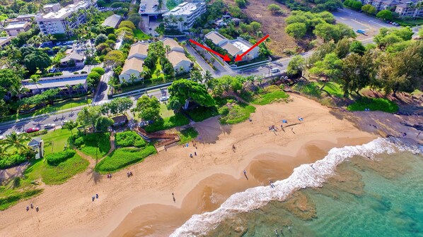 The Makai Suite is shown by the red arrows, as close as you can get to the ocean