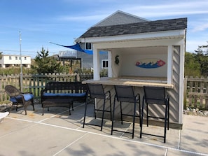 Pool Cabana Area!