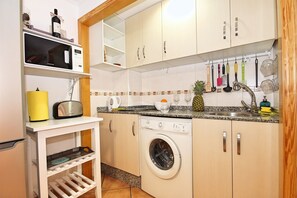 Fully equipped open kitchen