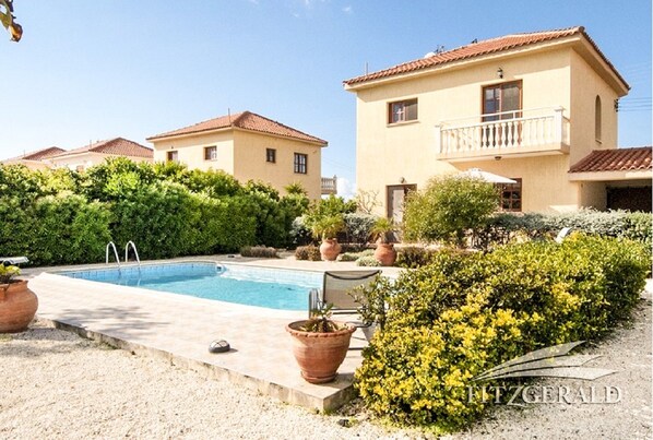 Rosetta Villa