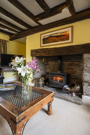 17th C Lounge