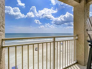 Ocean front balcony. What a view!!