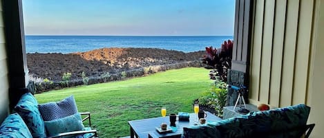 Private Lanai with always-perfect views!