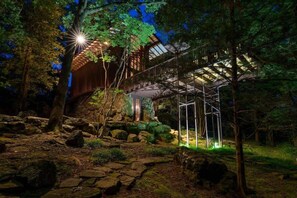 exterior porch view