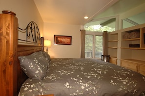 King Bed With Tree View