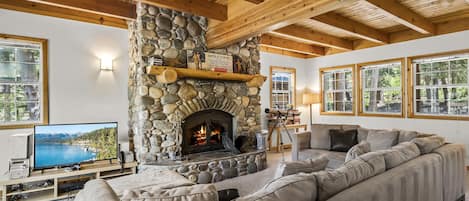 Tv room with fireplace: 
Donner Lake Vacation Lodge