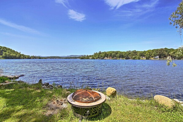 Queensbury Vacation Rental | 2BR | 1.5BA | 900 Sq Ft | 2 Steps for Access
