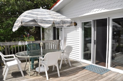 Cute Four Season Cottage With Sand Beach On Lake Muskoka