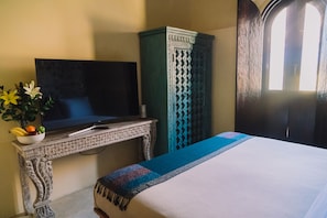 Sumatra Room