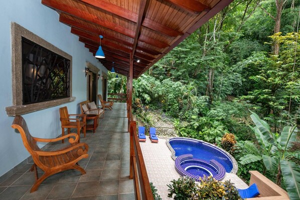 4BR Villa MotMot in w/ exclusive pool, Wifi & Ac (747)