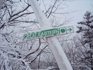 Ski-on and off of Great Eastern Trail serviced by the Skyeship Gondola