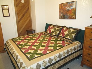 Upstairs Bedroom 2