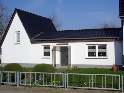 Ferienhaus nahe Ostsee/ Darß,Stralsund und Rügen/ Kranichausblicke