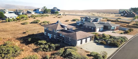 Aerial view of #OhanaLookout https://ohanalookout.com/