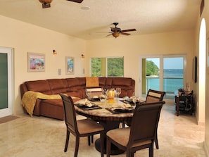 Spacious Living And Dining With Ocean View In The Luxury Two Bedroom, Abalone