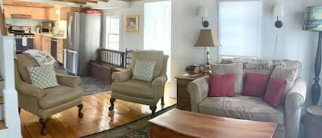 Open floor plan View of living room 