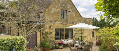 Apple Cottage, Snowshill, Near Broadway, Cotswolds