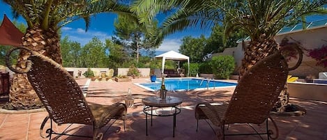 pool side patio