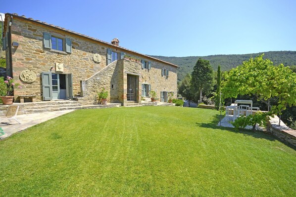 Building Exterior, Garden, Outdoor