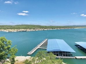 Panoramic Lake & Hill Country Views from Patio