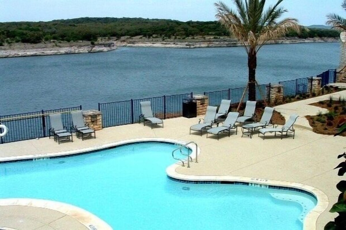 UNIT 2111 – 2 BR / 2 BA at Island on Lake Travis – All Resort Amenities