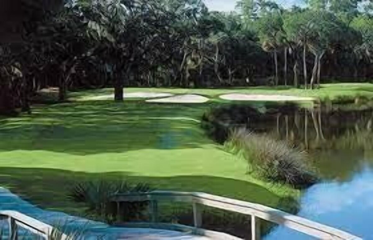 Gorgeous 3 BR/2.5 BA Family Friendly Villa! Golf Views! Amenity Cards Available!