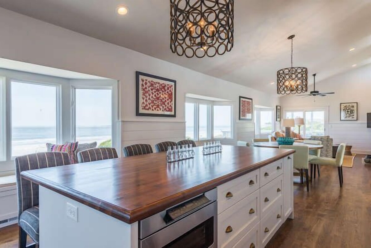 5-Star Oceanfront Home! Water Views! Screened Porch & Decks! Sleeps 10!