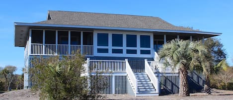 This beachhome is very close to the clubhouse and has golf and ocean views!