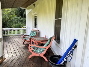 Front Lanai