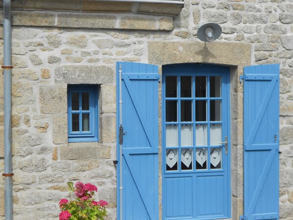 l entrée du Gîte