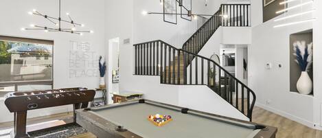 Spielezimmer