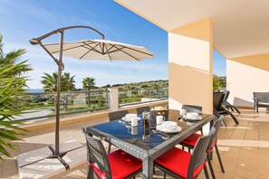 Outdoor Private dining overlooking the Ocean 