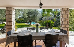 Dining terrace, perfect for Alfresco dining