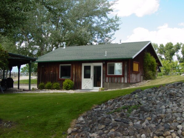 Main Entry looking over pond.