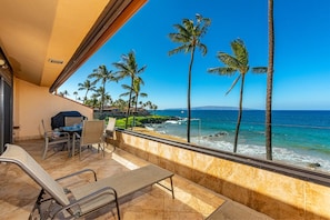 Private lanai with an amazing ocean view!