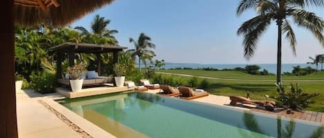 Spectacular Ocean,Mountain and Islands Views from Swimming pool and Main Palapa