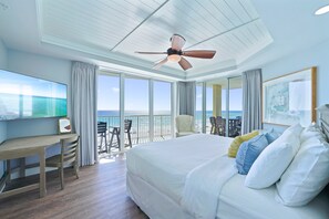 Master Bedroom with panoramic gulf views!