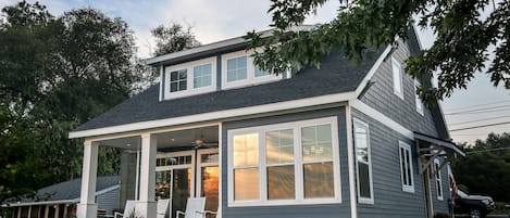 Lakeside of Seneca Bungalow