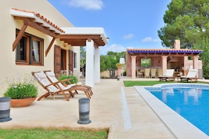 Villa El Abuelo. Ibiza. Ideal for sunbathing
