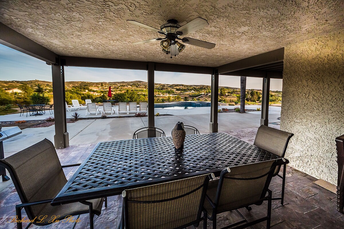 Wine Country Estate with Vineyard Views, Pool, Spa, Fire-pit, all bedrms w/bath